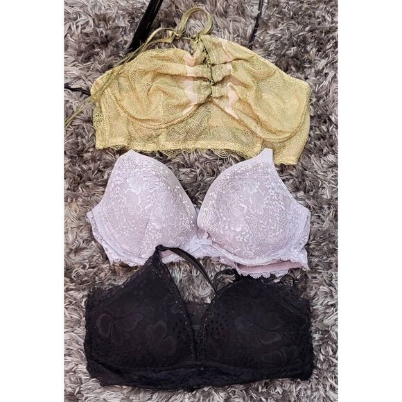 Lot of 3 Victoria's Secret bras 34 C - Picture 3 of 4
